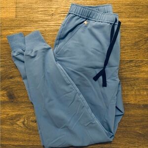 Ceil Blue Figs Scrubs